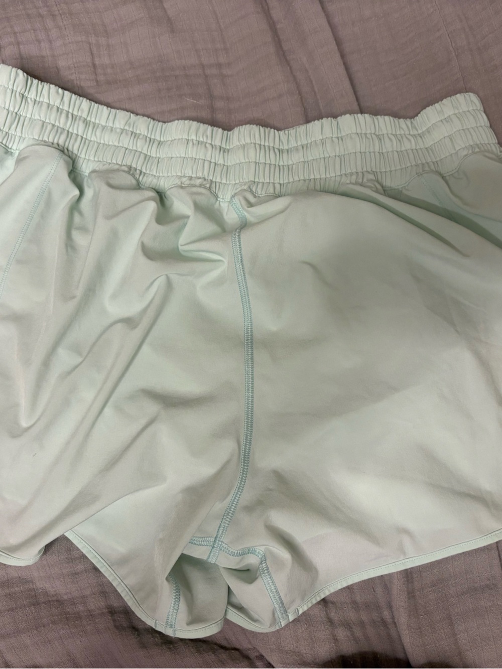 Lululemon Hotty Hot Low-Rise Lined Short 4" W7AVGT - Picture 4 of 6